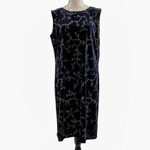 MAGGIE Sweet Velvet Floral Midi Dress Size LP NWT